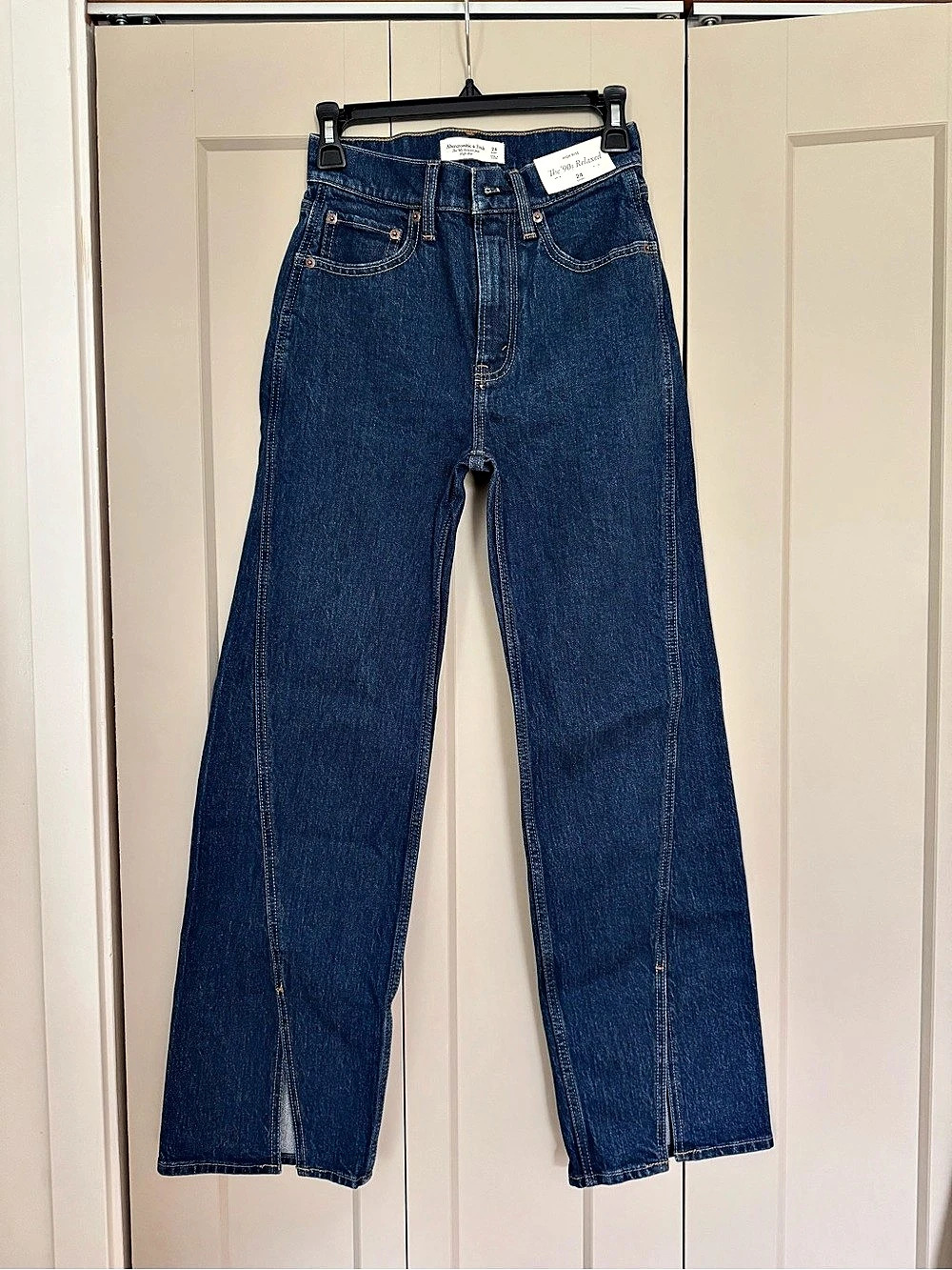 Abercrombie Split Hem Jeans - Petite NWT